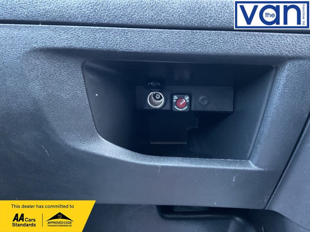 Used Vauxhall Vivaro 2022 for sale - 76604610: Photo 27