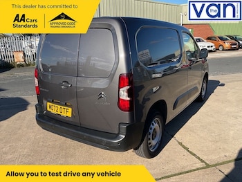 Used Citroen Berlingo 2023 for sale - 76185484: Photo