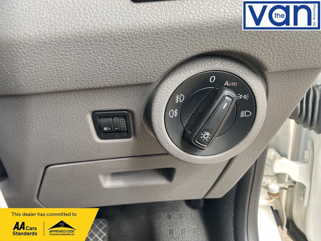 Used Volkswagen Transporter 2021 for sale - 76867364: Photo 29