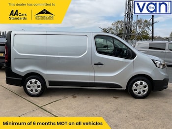 Used Renault Trafic 2023 for sale - 76185496: Photo
