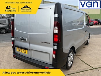 Used Renault Trafic 2023 for sale - 76185496: Photo