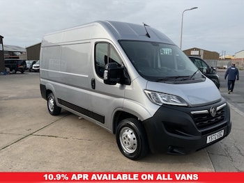 Vauxhall - Movano
