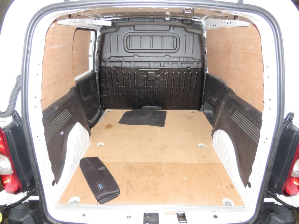 Used Vauxhall Combo 2020 for sale - 77369719: Photo 8