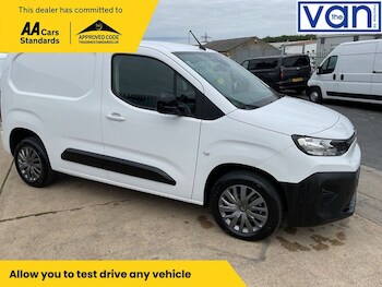 Used Citroen Berlingo 2024 for sale - 75336191: Photo