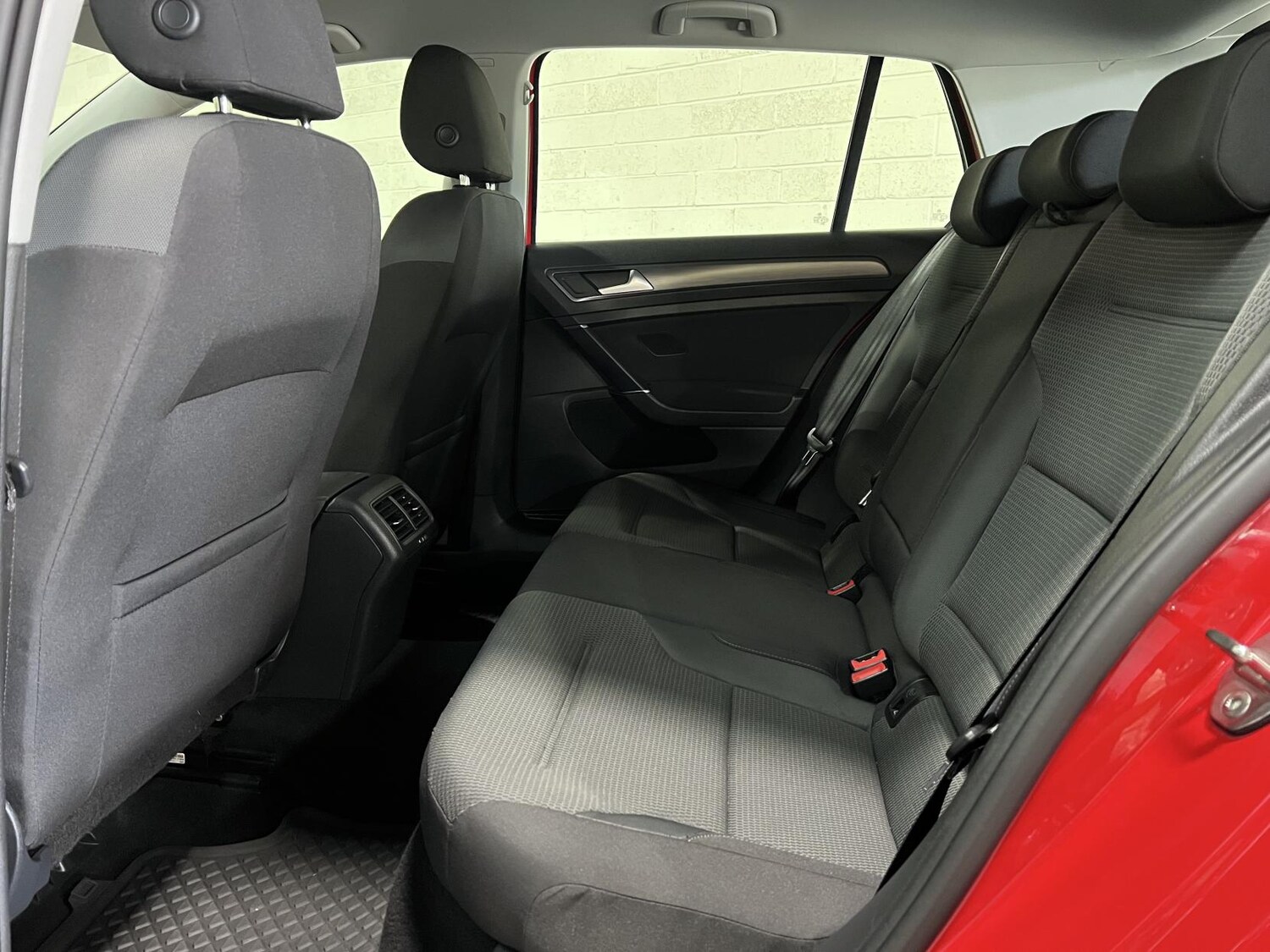 Used Volkswagen Golf 2018 for sale - 75319932: Photo 17