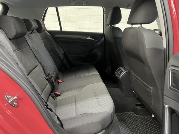Used Volkswagen Golf 2018 for sale - 75319932: Photo 18