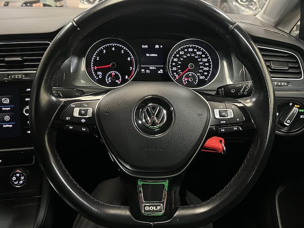 Used Volkswagen Golf 2018 for sale - 75319932: Photo 23