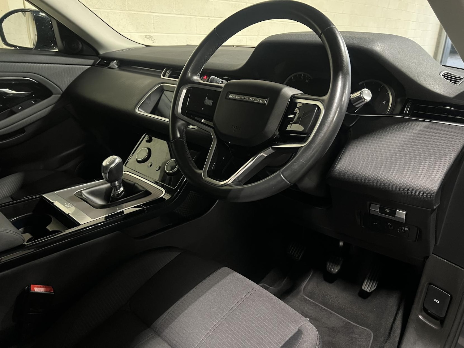 Used Land Rover Range Rover Evoque 2021 for sale - 76537001: Photo 17