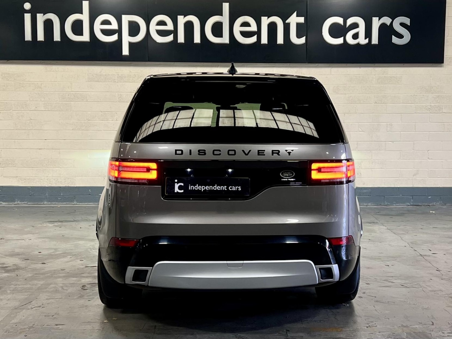 Used Land Rover Discovery 2018 for sale - 77296779: Photo 13