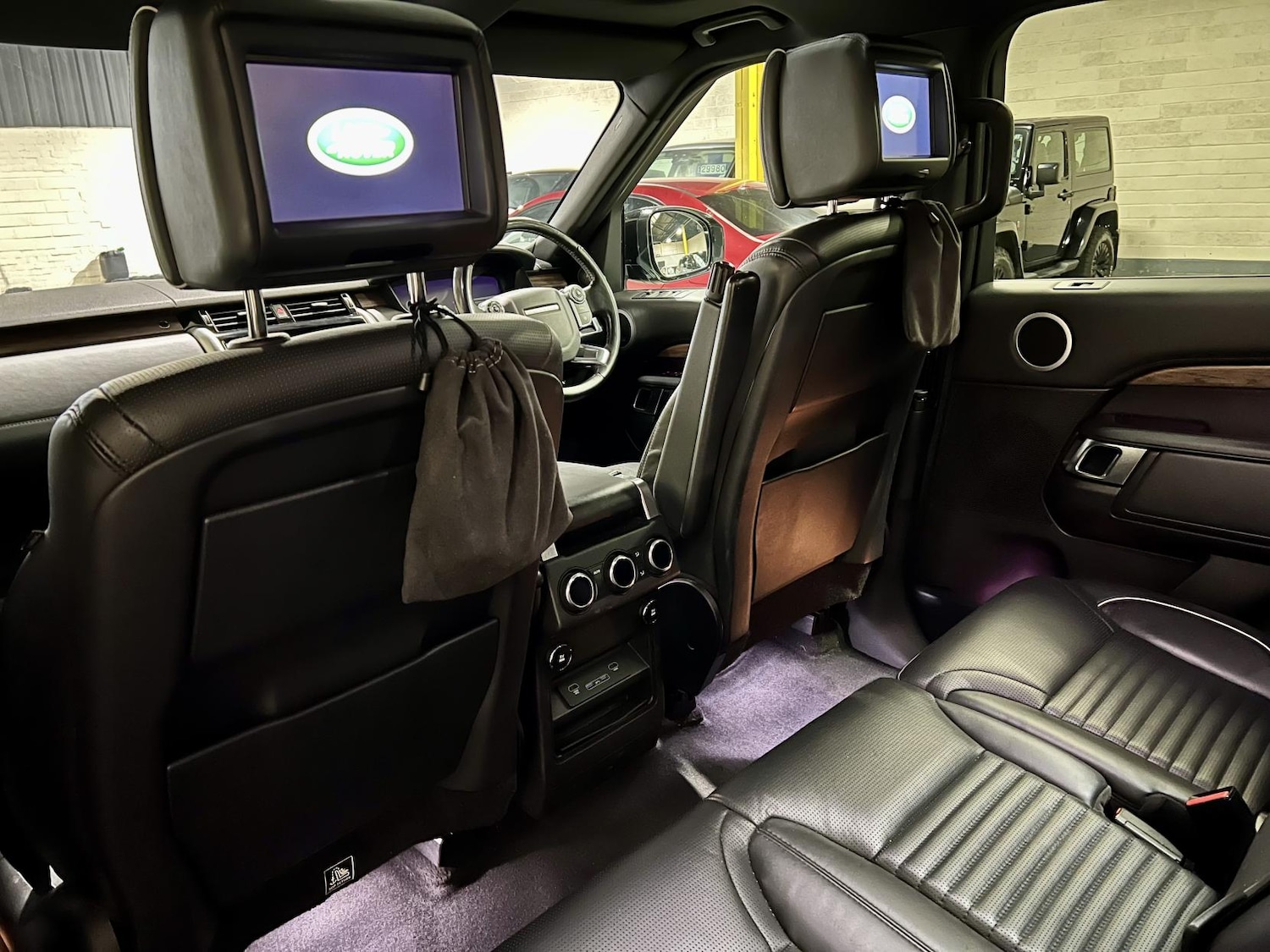 Used Land Rover Discovery 2018 for sale - 77296779: Photo 6