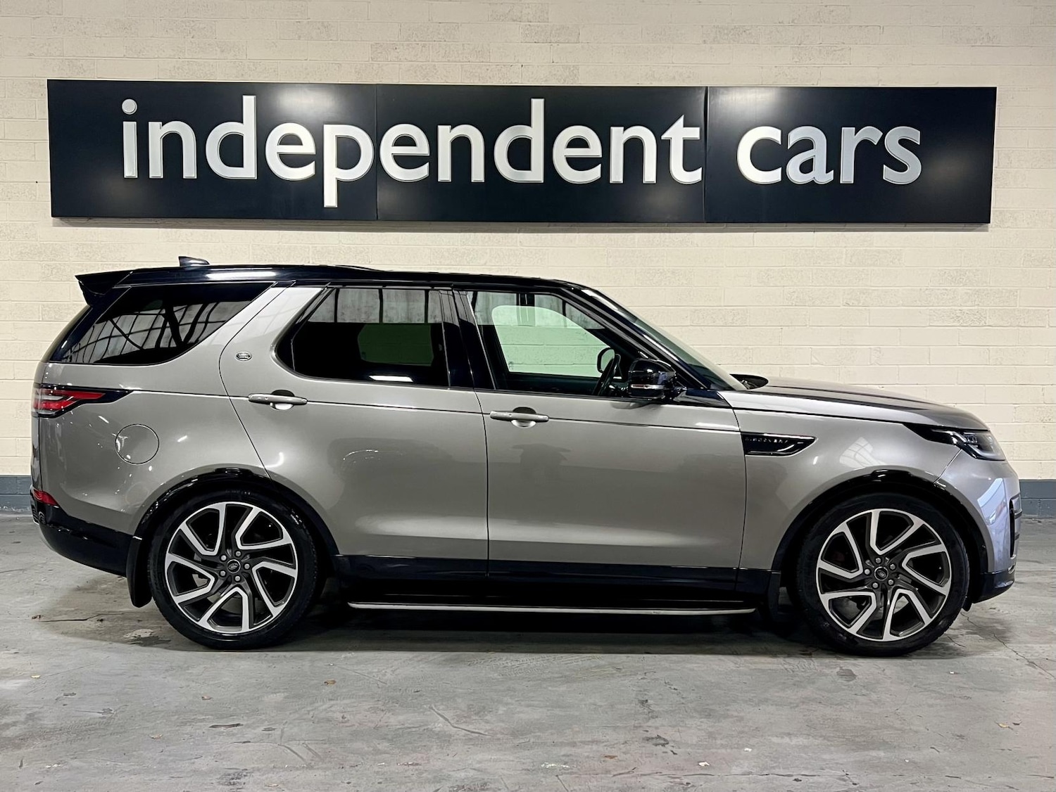 Used Land Rover Discovery 2018 for sale - 77296779: Photo 7