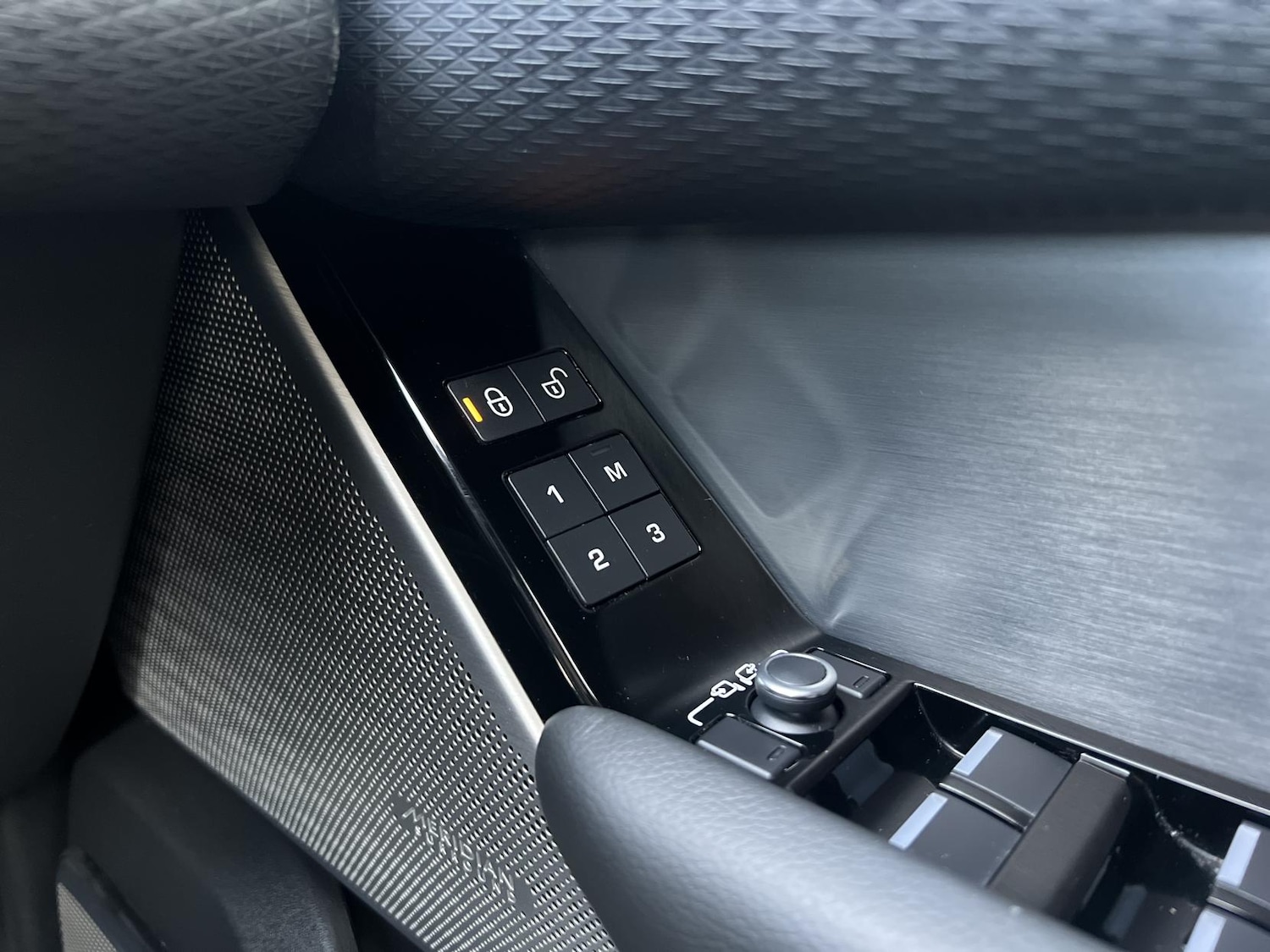 Used Land Rover Range Rover Velar 2019 for sale - 76580929: Photo 17