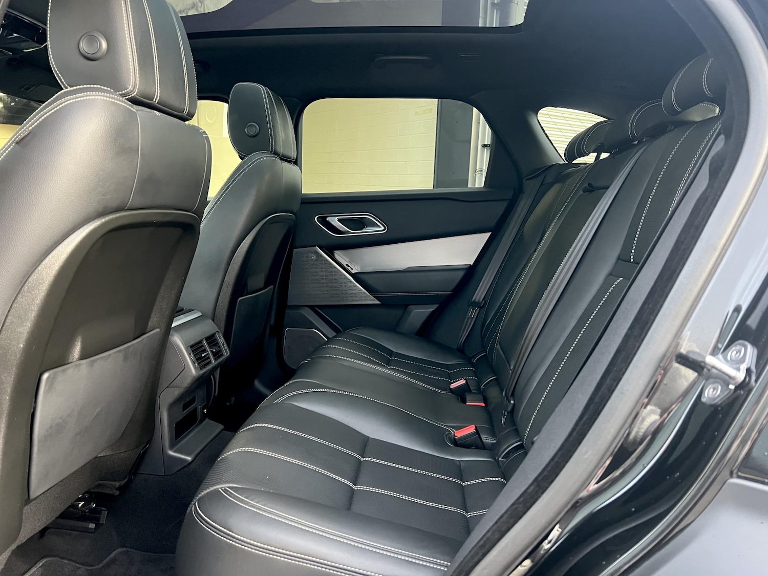 Used Land Rover Range Rover Velar 2019 for sale - 76580929: Photo 8