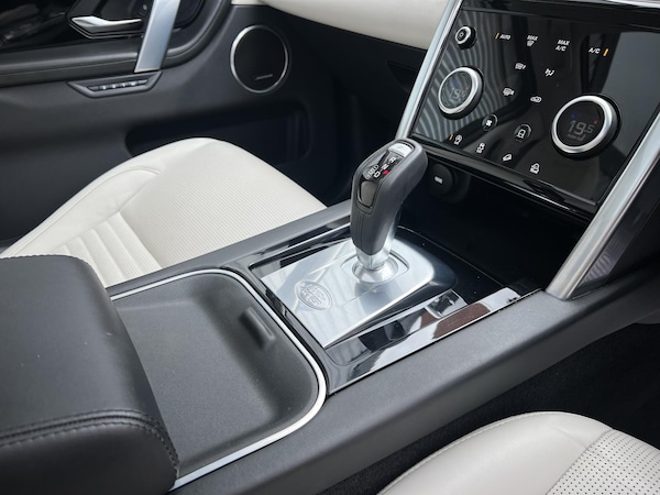 Used Land Rover Discovery Sport 2020 for sale - 76235082: Photo 15