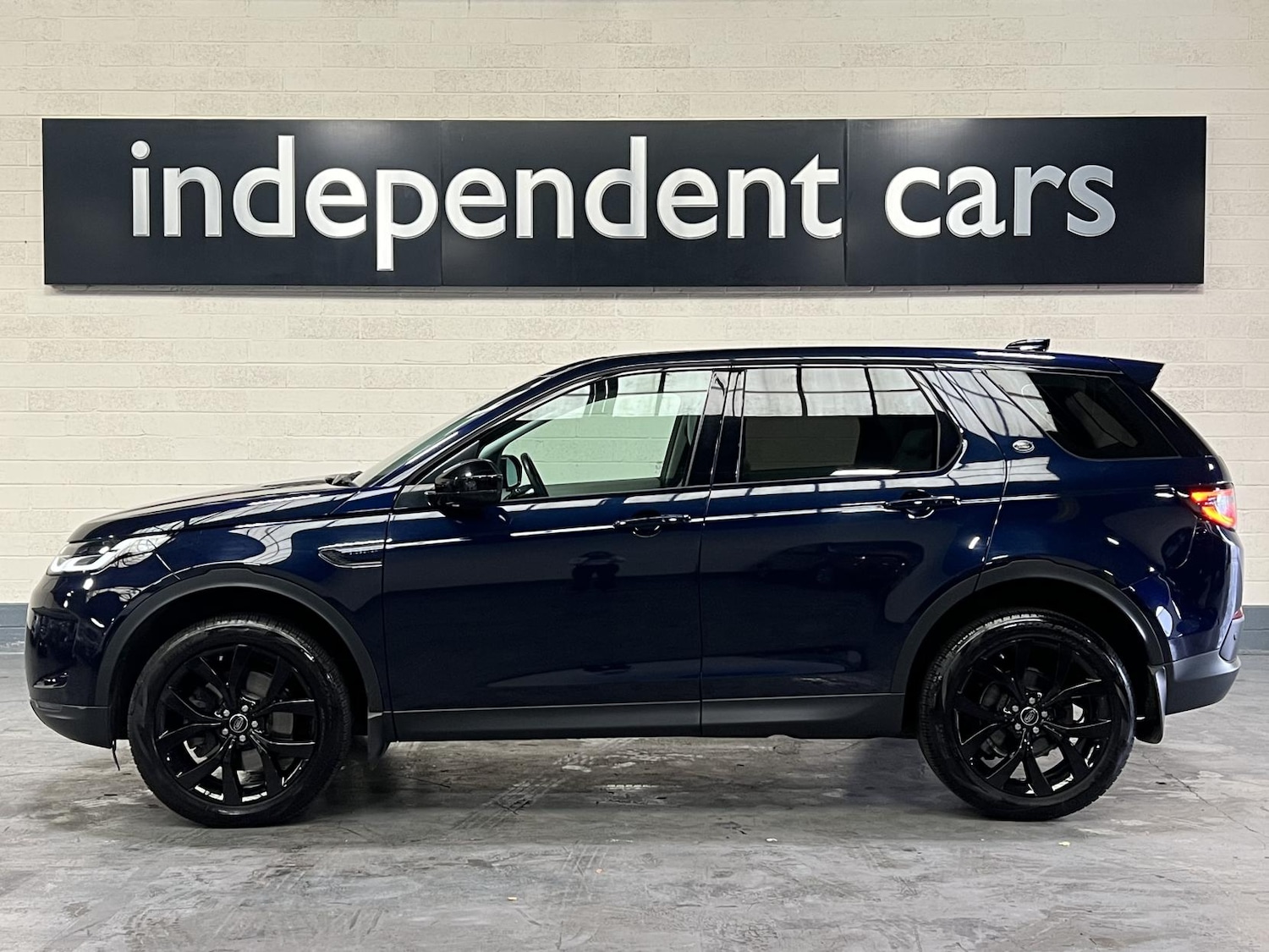 Used Land Rover Discovery Sport 2020 for sale - 76235082: Photo 7
