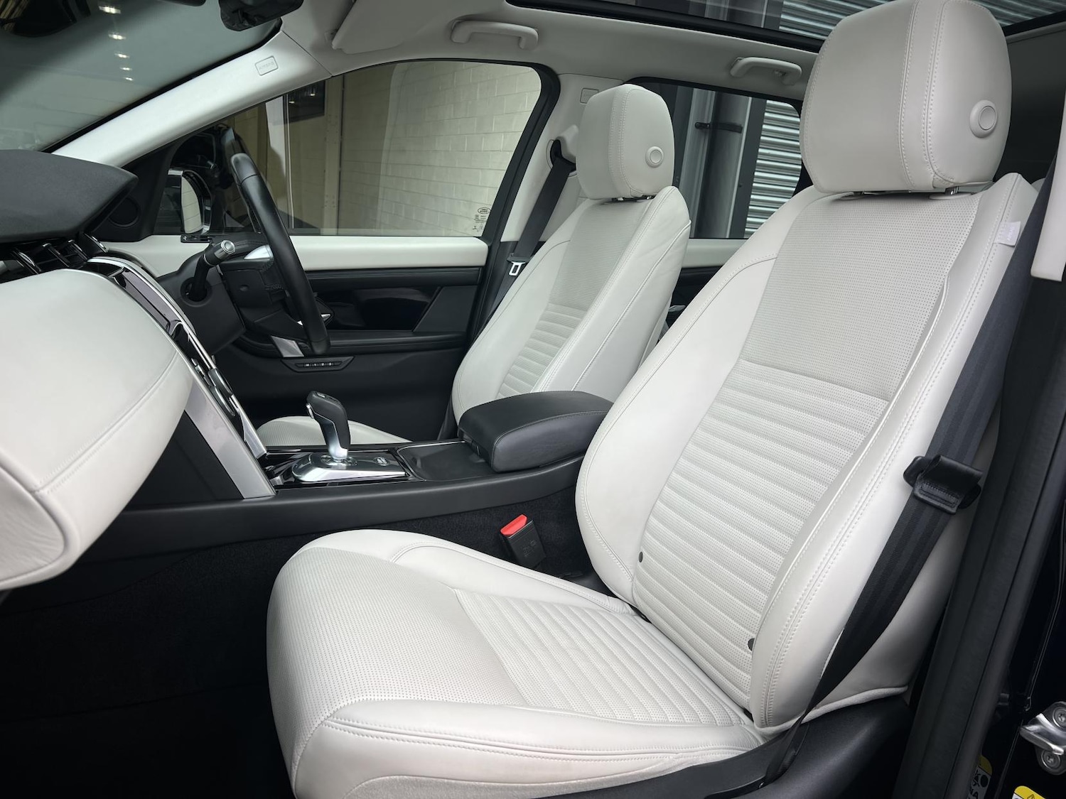 Used Land Rover Discovery Sport 2020 for sale - 76235082: Photo 8