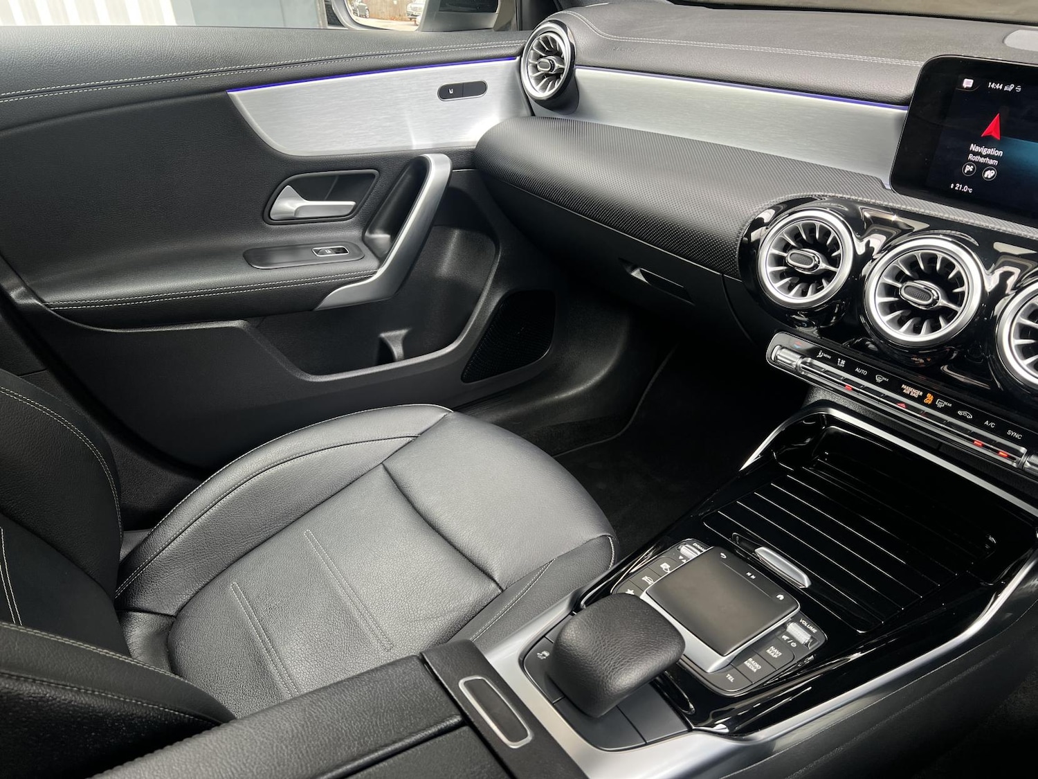 Used Mercedes-Benz A-Class 2021 for sale - 76172720: Photo 4