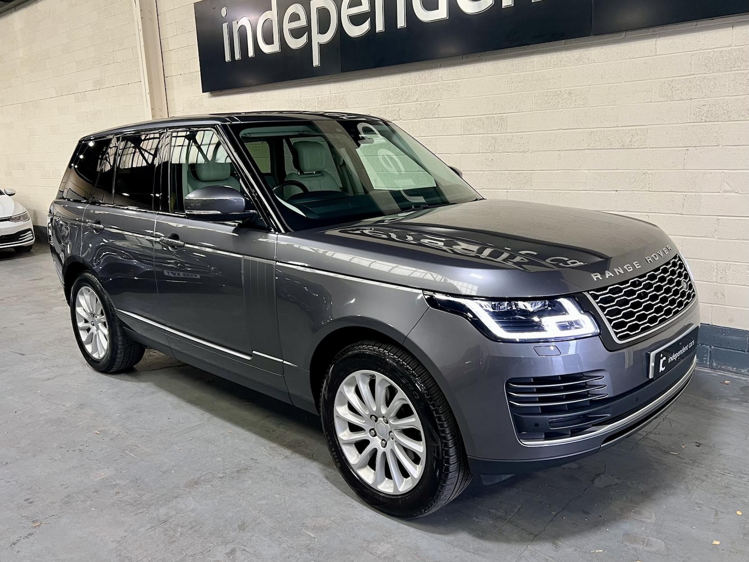 Used Land Rover Range Rover 2018 for sale - 76422191: Photo 13
