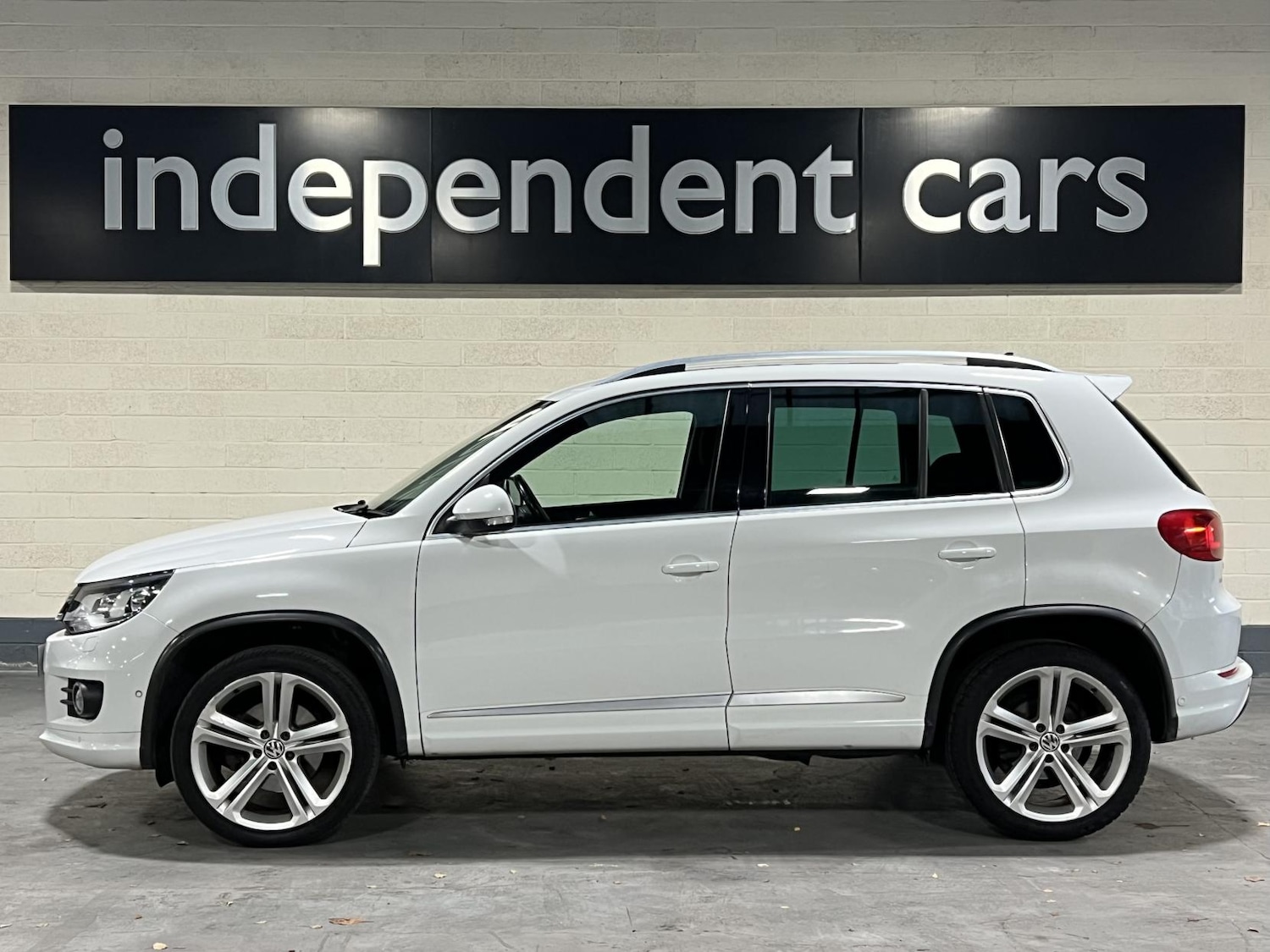 Used Volkswagen Tiguan 2015 for sale - 76782122: Photo 11