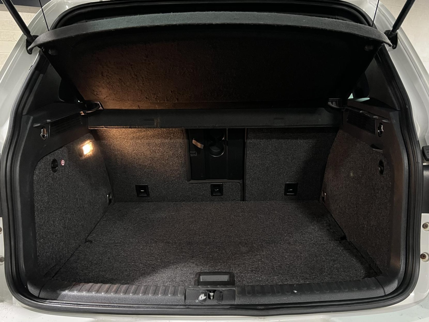 Used Volkswagen Tiguan 2015 for sale - 76782122: Photo 15