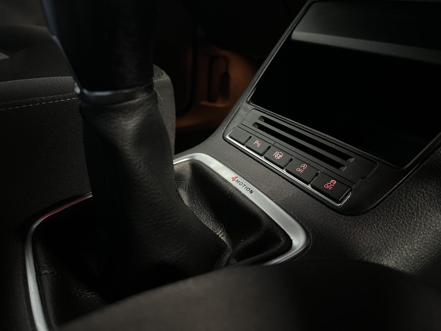 Used Volkswagen Tiguan 2015 for sale - 76782122: Photo 19