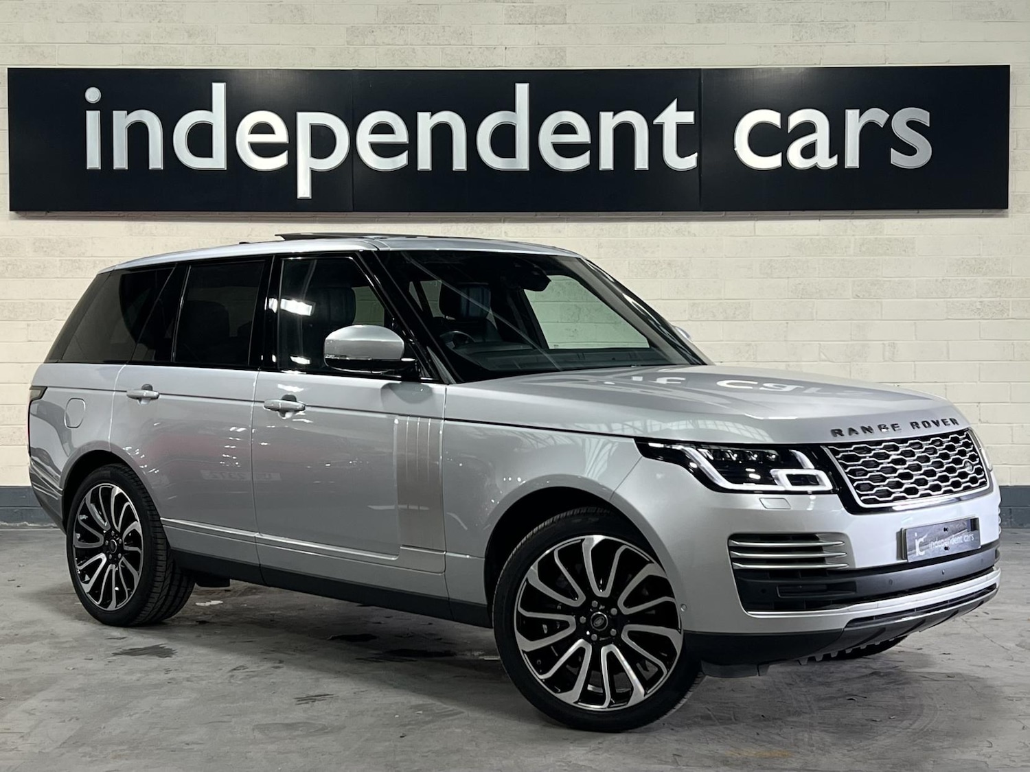 Used Land Rover Range Rover 2019 for sale - 76627554: Photo 1