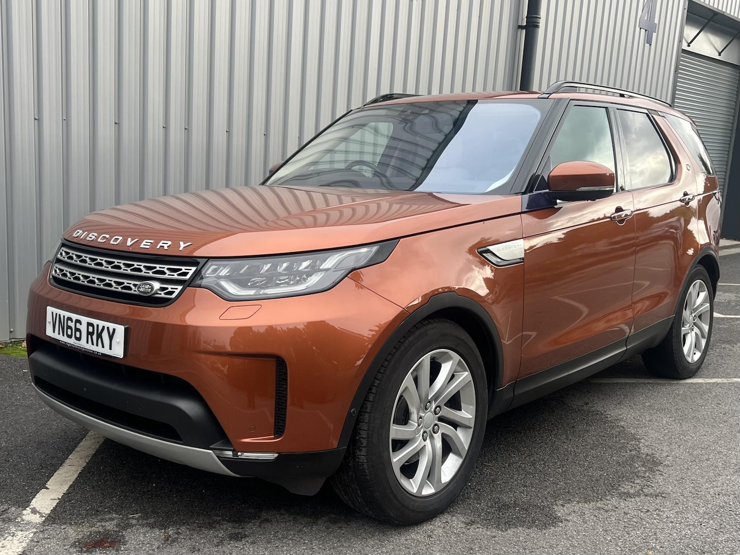 Used Land Rover Discovery 2016 for sale - 76135815: Photo 12