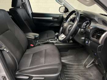 Used Toyota Hilux 2022 for sale - 75046275: Photo