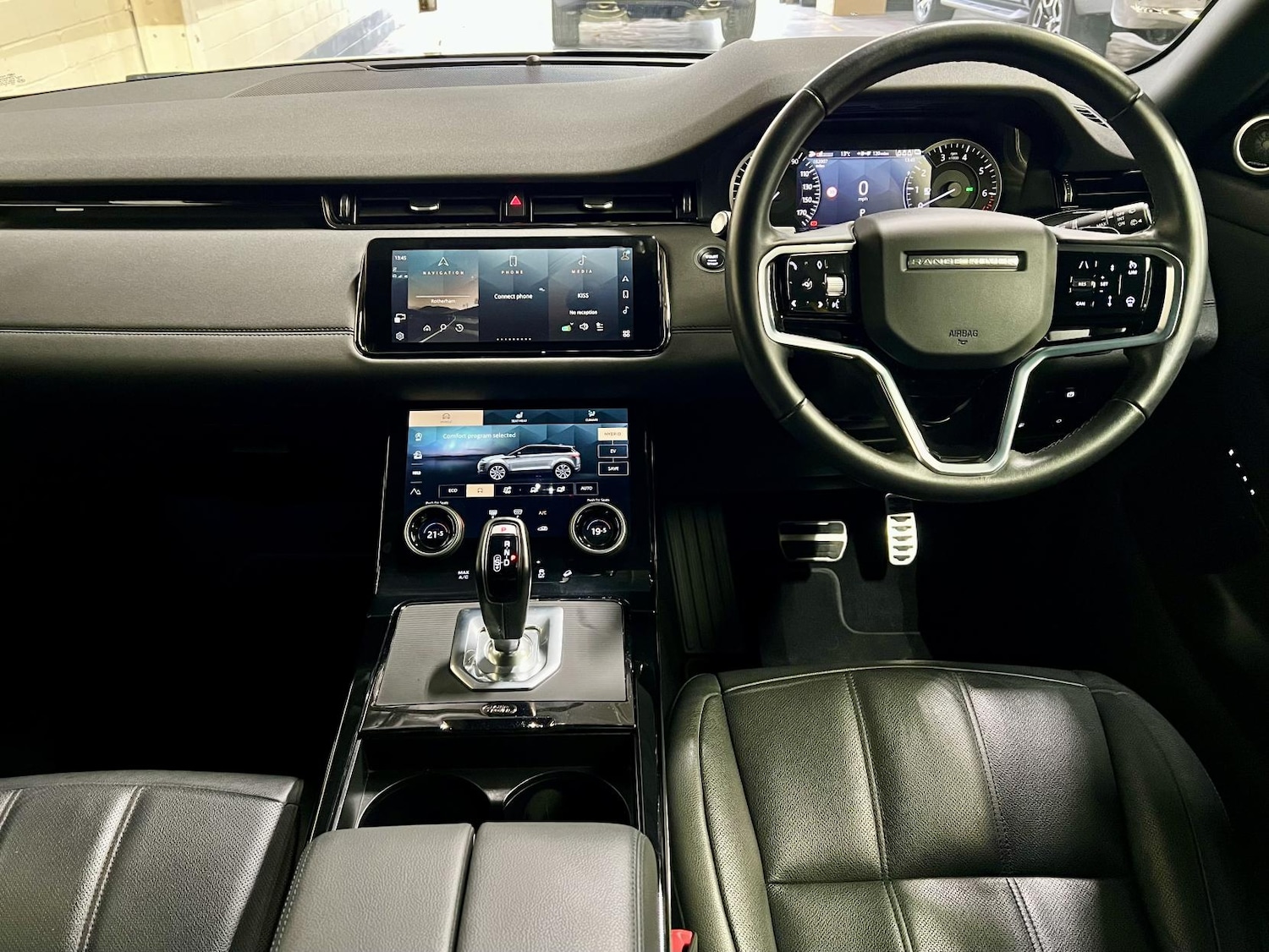 Used Land Rover Range Rover Evoque 2023 for sale - 76428647: Photo 6