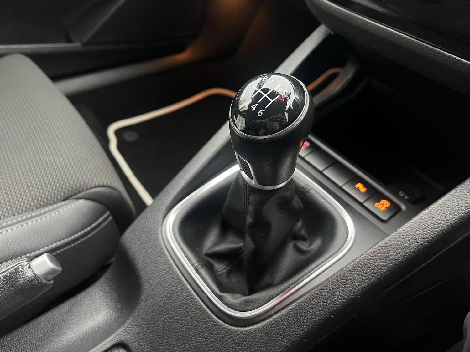 Used Volkswagen Scirocco 2016 for sale - 76545473: Photo 12