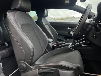 Used Volkswagen Scirocco 2016 for sale - 76545473: Photo