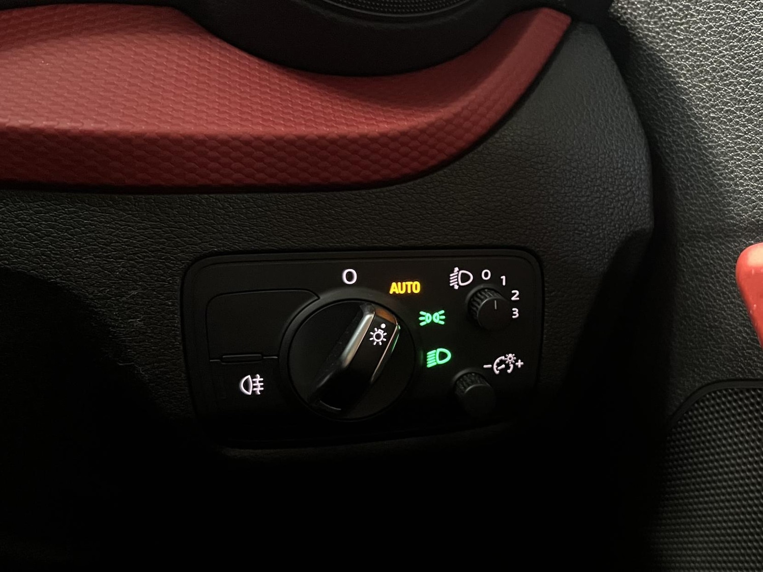 Used Audi Q2 2018 for sale - 76696996: Photo 12