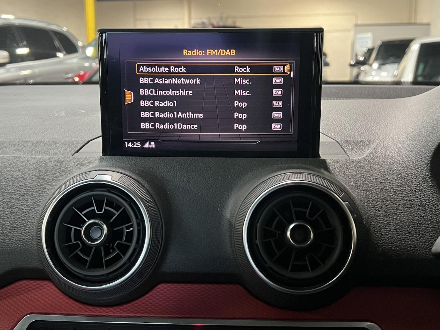 Used Audi Q2 2018 for sale - 76696996: Photo 13