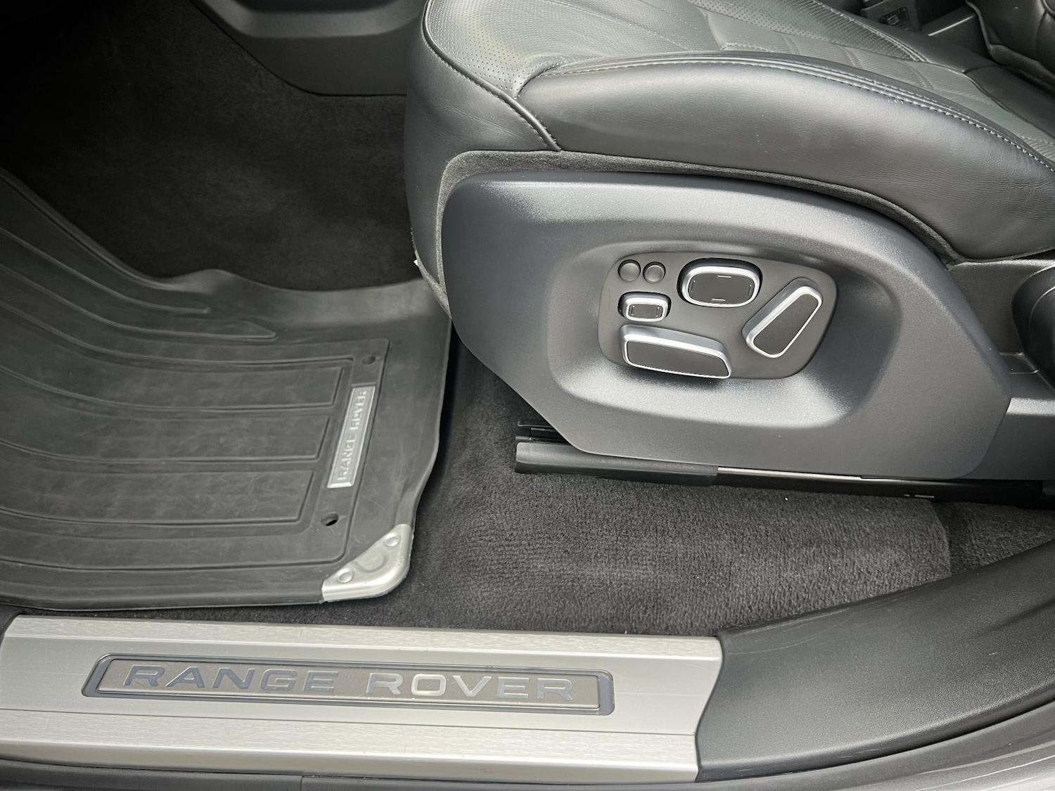 Used Land Rover Range Rover Sport 2015 for sale - 76222972: Photo 23