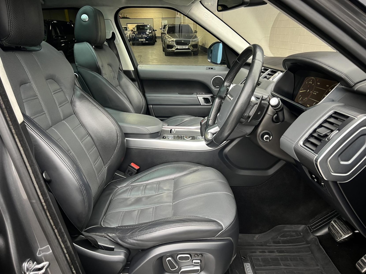 Used Land Rover Range Rover Sport 2015 for sale - 76222972: Photo 27