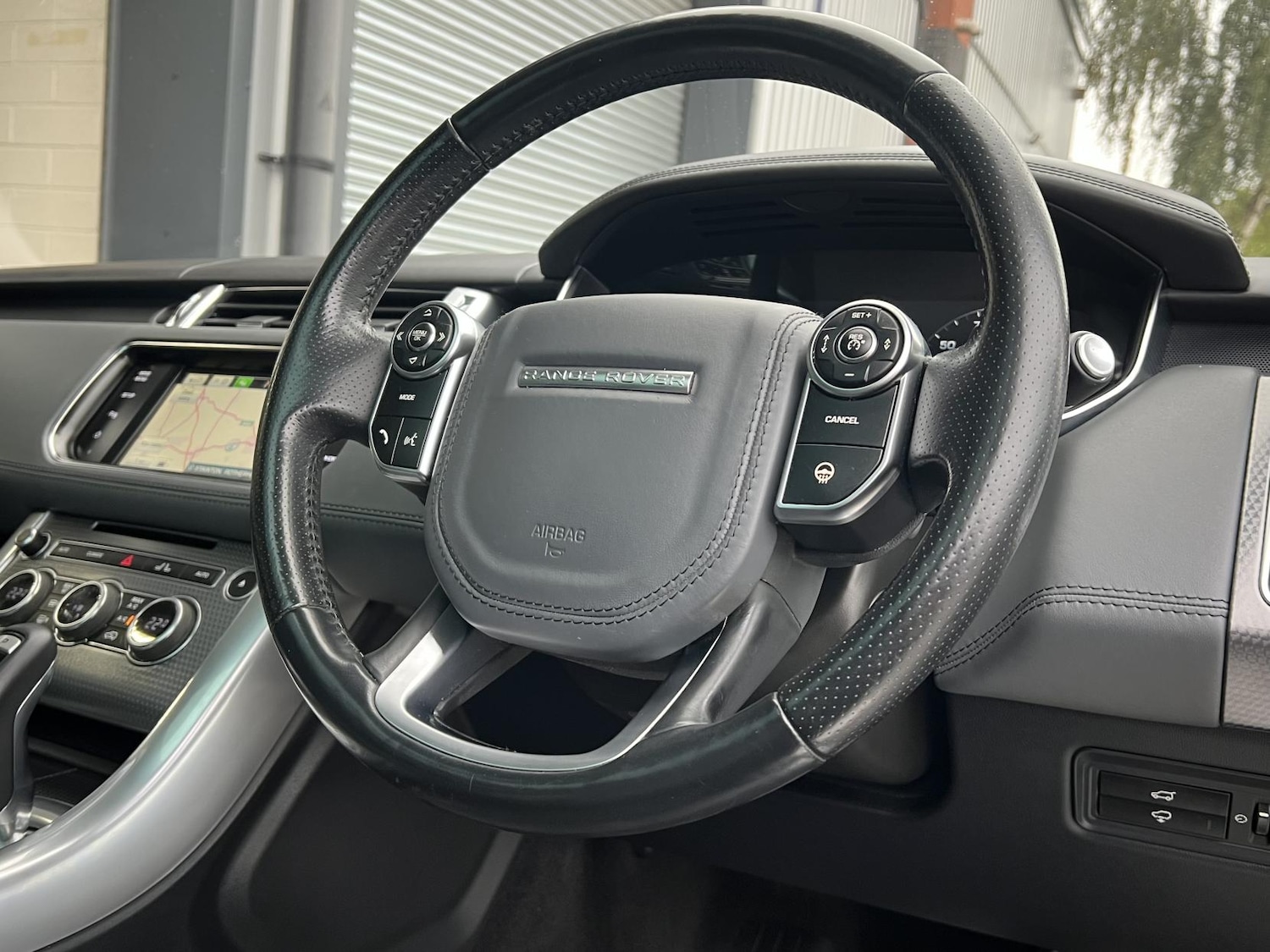 Used Land Rover Range Rover Sport 2015 for sale - 76222972: Photo 29