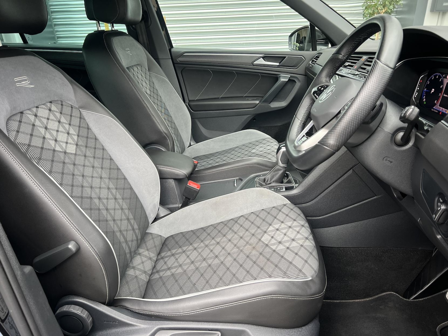 Used Volkswagen Tiguan 2022 for sale - 76196980: Photo 4