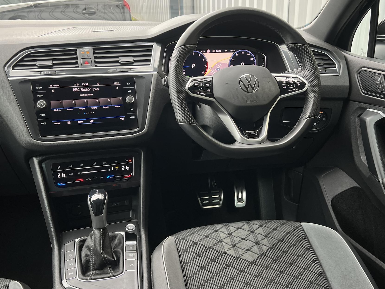 Used Volkswagen Tiguan 2022 for sale - 76196980: Photo 5