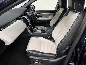 Used Land Rover Discovery Sport 2021 for sale - 75870747: Photo