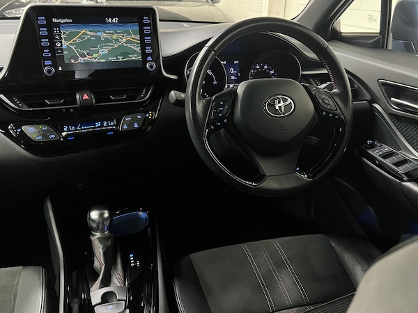 Used Toyota C-HR 2021 for sale - 75358478: Photo 4