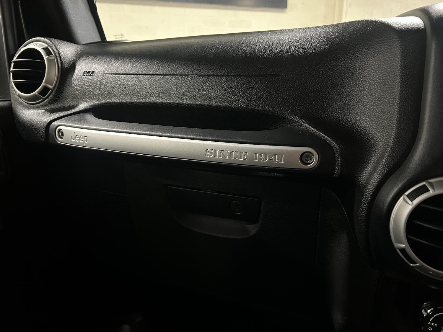 Used Jeep Wrangler 2015 for sale - 76933409: Photo 25