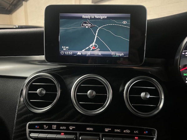 Used Mercedes-Benz GLC 2018 for sale - 76244902: Photo 10