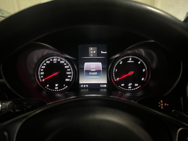 Used Mercedes-Benz GLC 2018 for sale - 76244902: Photo 19