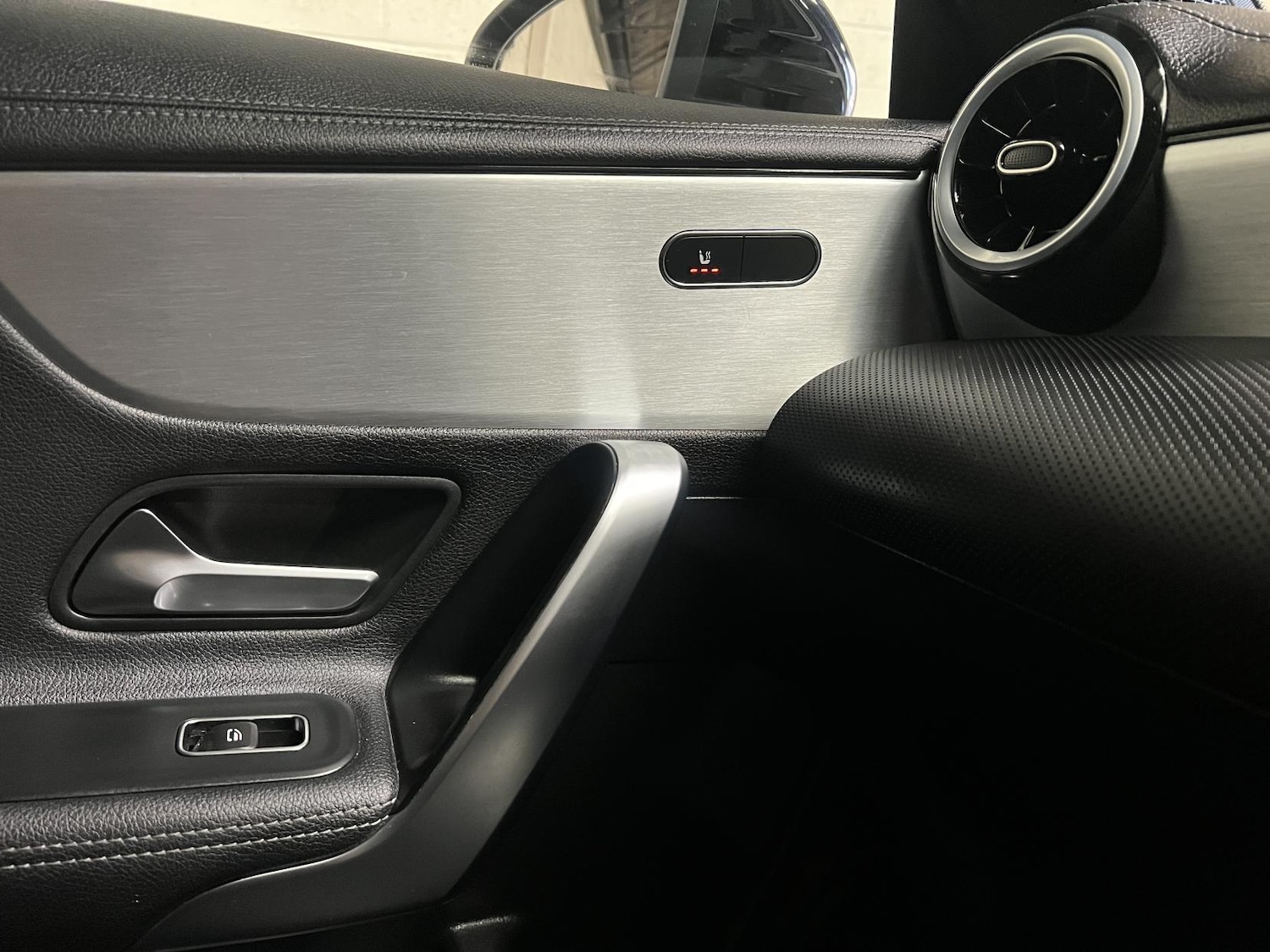 Used Mercedes-Benz CLA 2022 for sale - 76640742: Photo 24