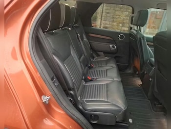 Used Land Rover Discovery 2018 for sale - 76987594: Photo