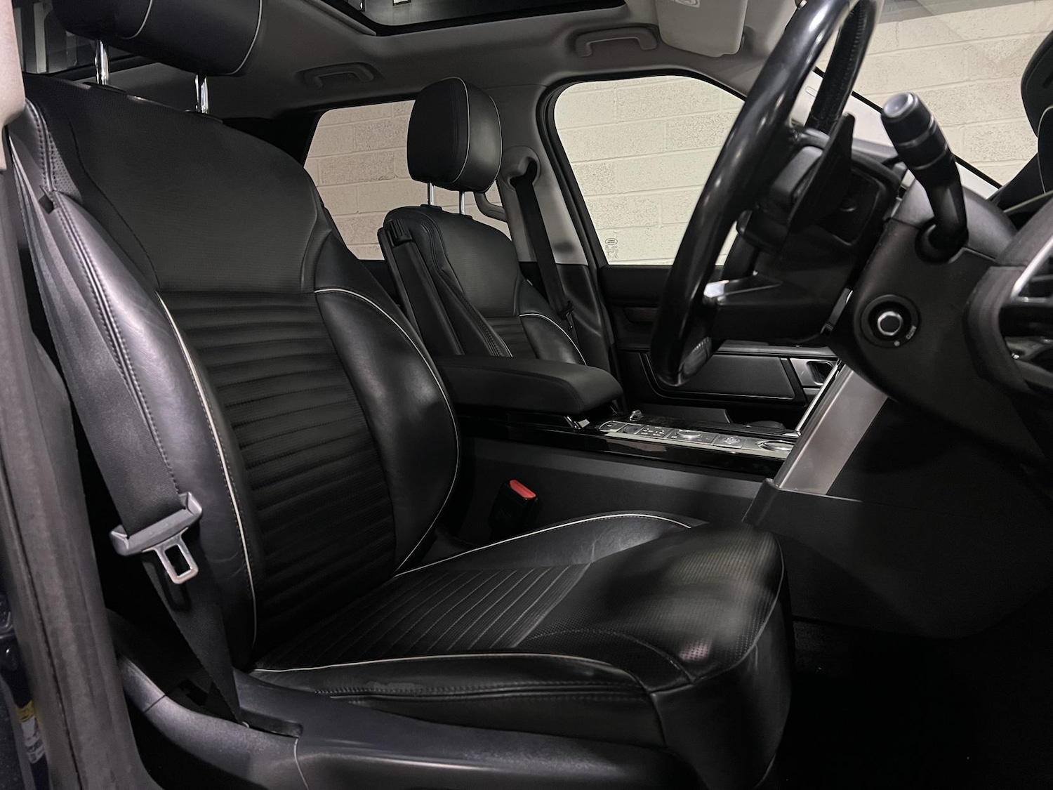 Used Land Rover Discovery 2017 for sale - 77013350: Photo 13