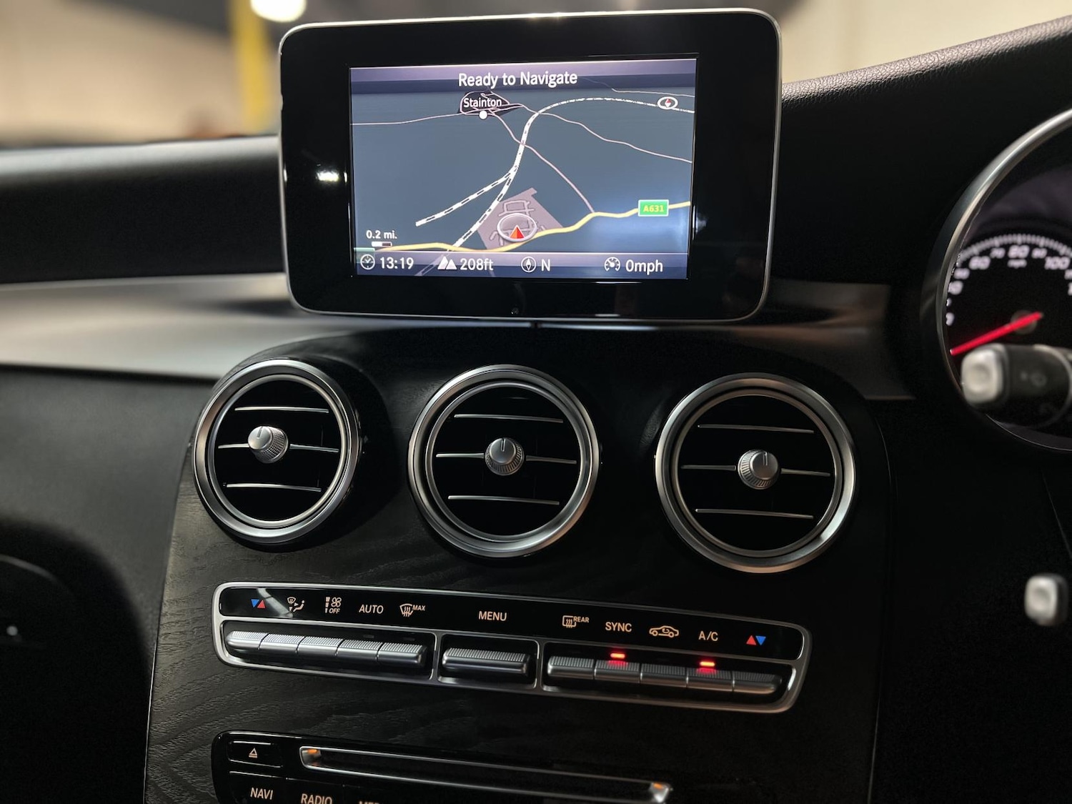 Used Mercedes-Benz GLC 2017 for sale - 76603330: Photo 16