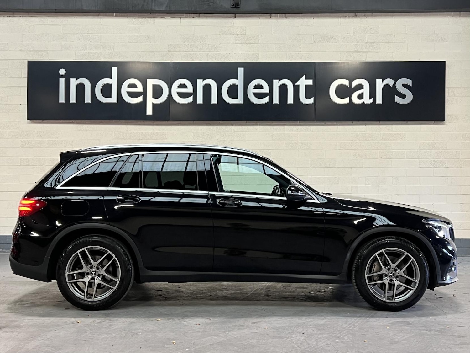 Used Mercedes-Benz GLC 2017 for sale - 76603330: Photo 8