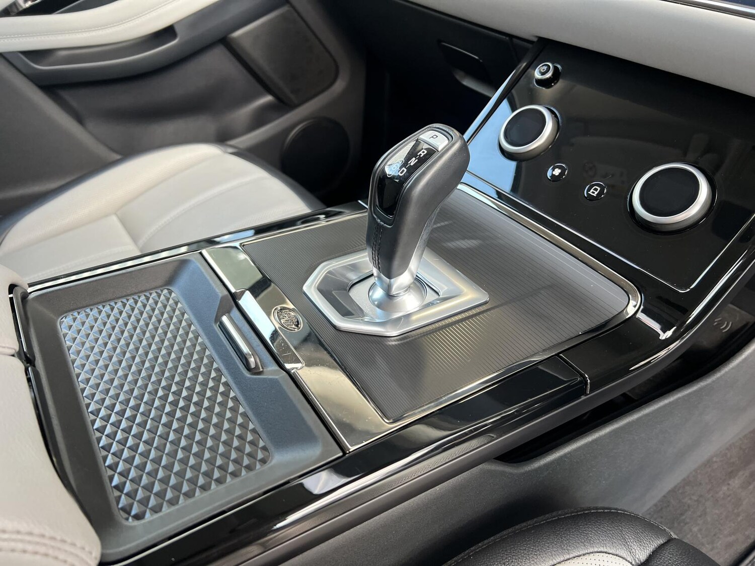 Used Land Rover Range Rover Evoque 2022 for sale - 76796736: Photo 9