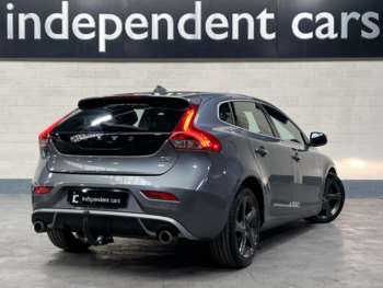 Used Volvo V40 2015 for sale - 74952889: Photo
